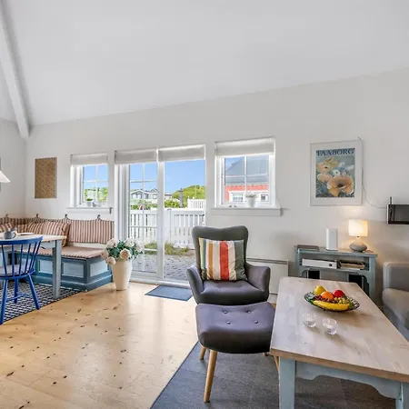 Hildegerd - 100m From The Sea By Interhome