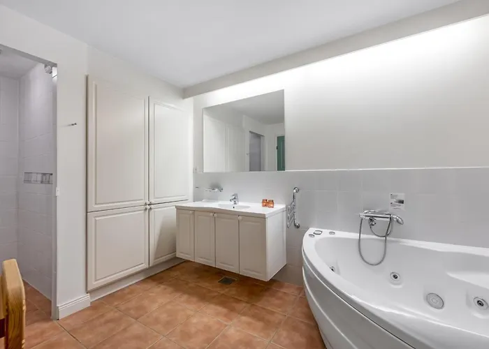 Hildegerd - 100m From The Sea By Interhome *