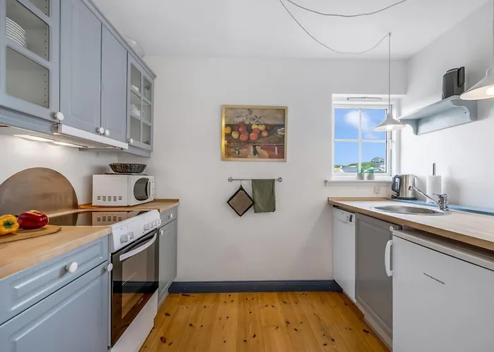 Hildegerd - 100m From The Sea By Interhome Apartment *